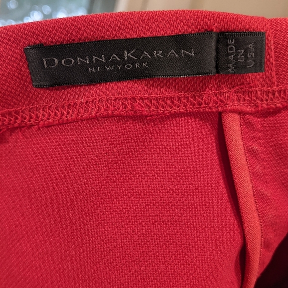 Stunning boat neck Donna Karen red sheath dress size 4 - Picture 7 of 15